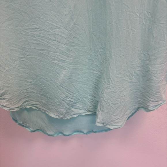 Aritzia Babaton Phillip Silk Top - Picture 7 of 10